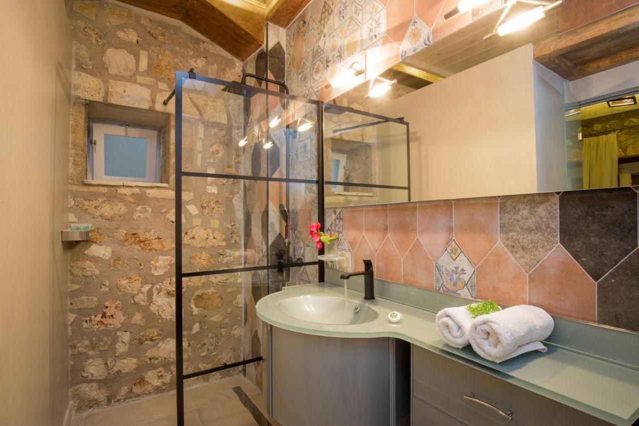 Stone Suites At Lefkada'S Old Port Exterior foto